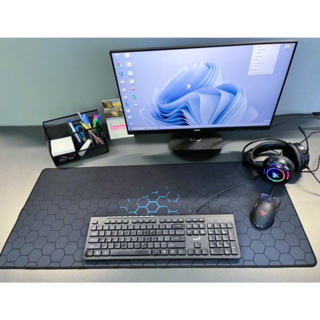 Mousepad-cauciucat-pentru-gaming-XXL-cu-model-Fagure-90-x-40-cm-negru_7.png