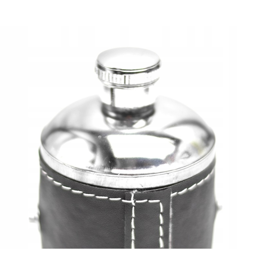 Set-sticla-din-inox-cu-2-pahare-Bootic-cu-husa-din-piele-ecologica-negru-capacitate-207-ml_5.png