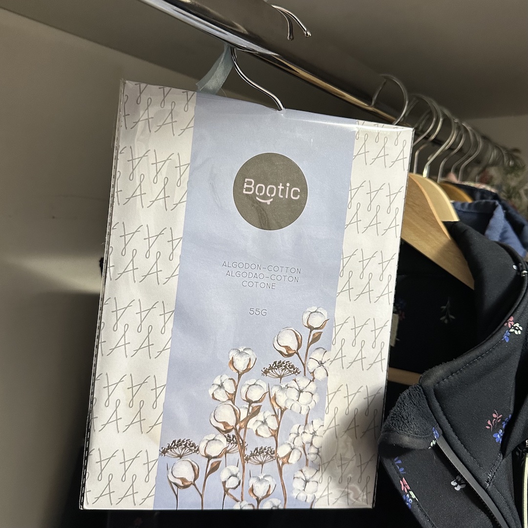 Saculet-parfumat-pentru-dulap-Bootic-cu-aroma-de-Parfum-Curat-55-grame_1.jpeg